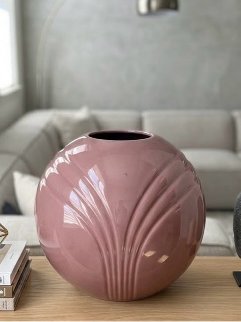 Vintage Royal Haeger Art Deco Fan Embossed Rose Dusty Mauve Oval Globe Vase 8"
